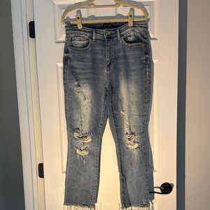 Judy Blue Ankle Cropped Blue Jeans with Distressed Hem